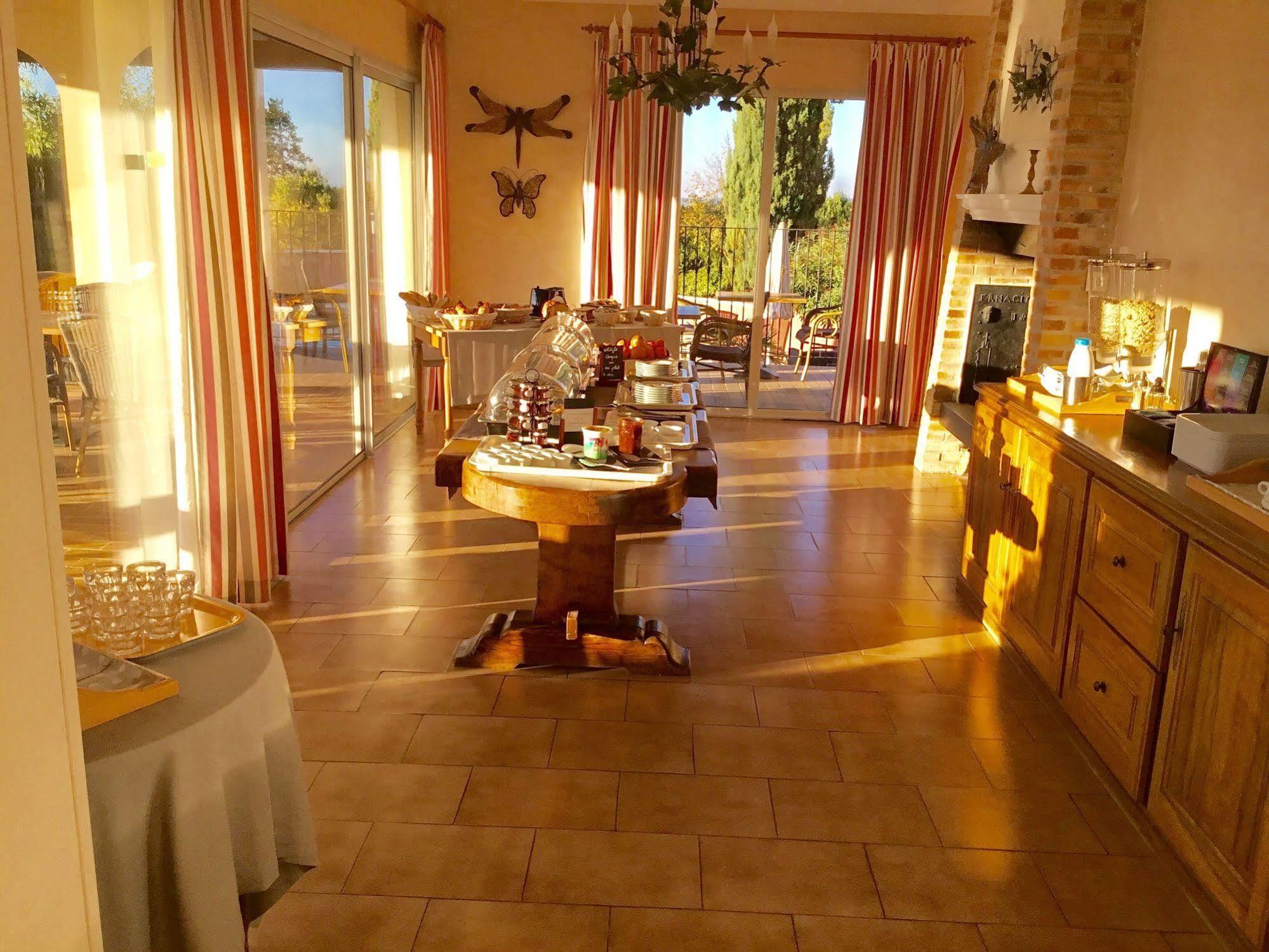 Hotel Bellerive Rasteau Esterno foto